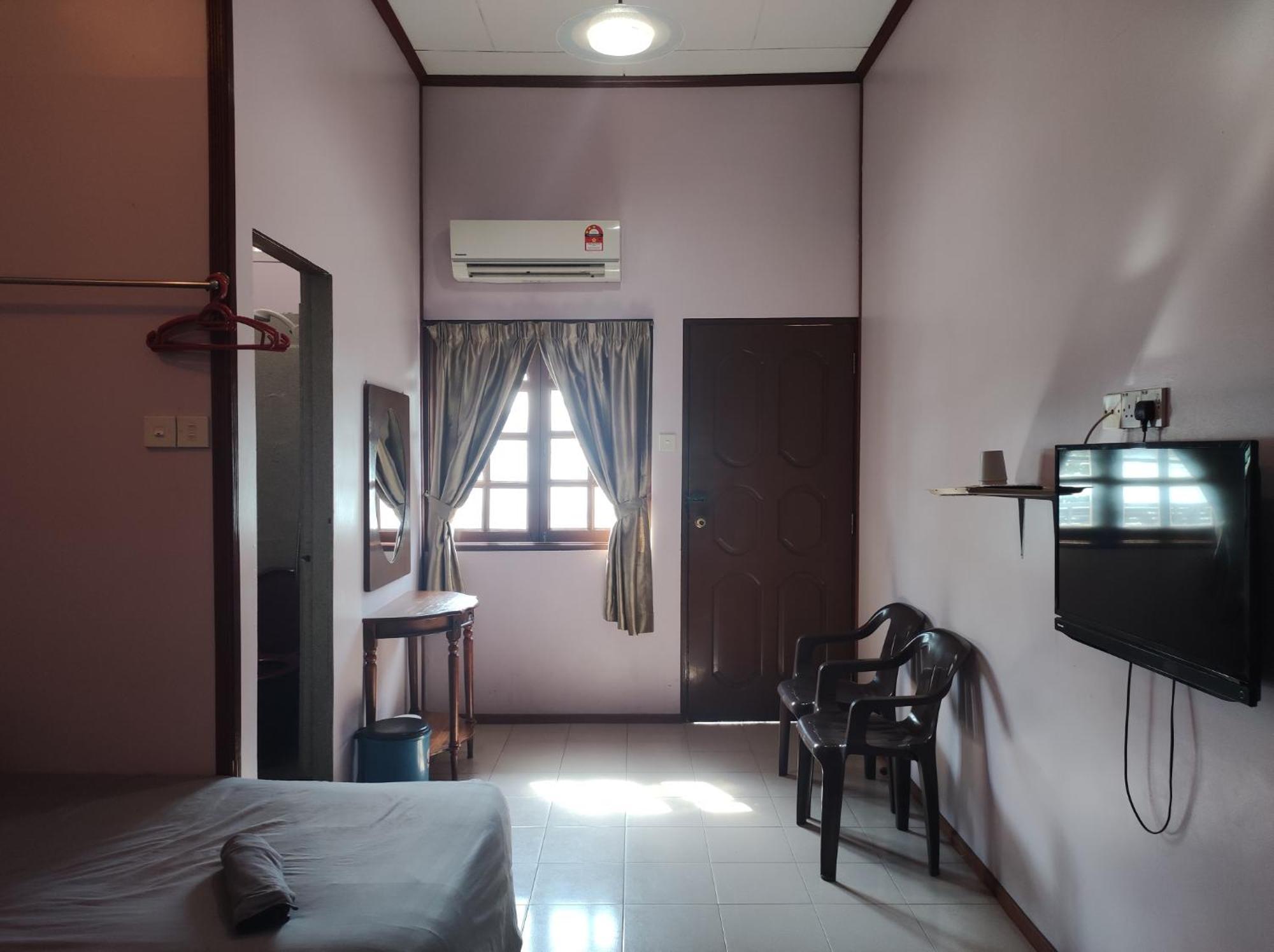 Horizon Inn Kampung Teluk Nipah Exterior foto